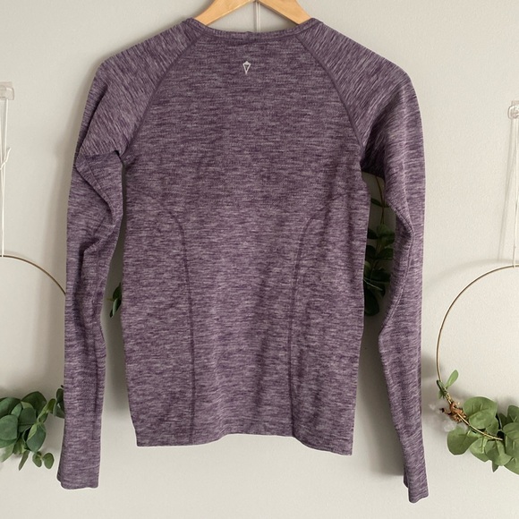 Ivivva Lululemon Fly tech Long Sleeve Tshirt size size Large 12 14 layering - Picture 7 of 12
